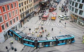 Tram Derails in Oslo, Injuring Four