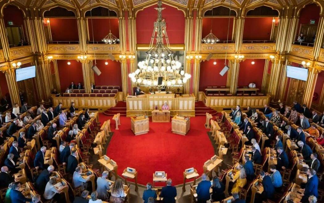 Norwegian Parliament Votes to Keep Monarchy